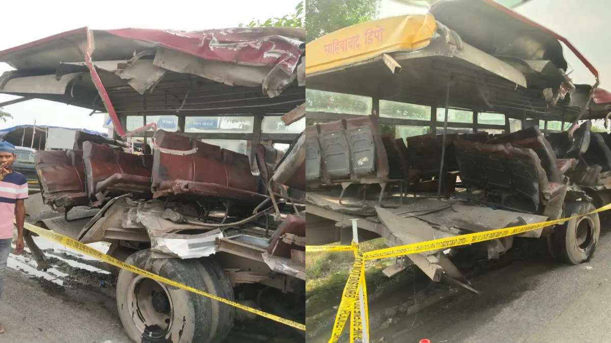 तेज रफ्तार ट्रक ने रोडवेज बस में मारी टक्कर, 4 की मौत 12 घायल