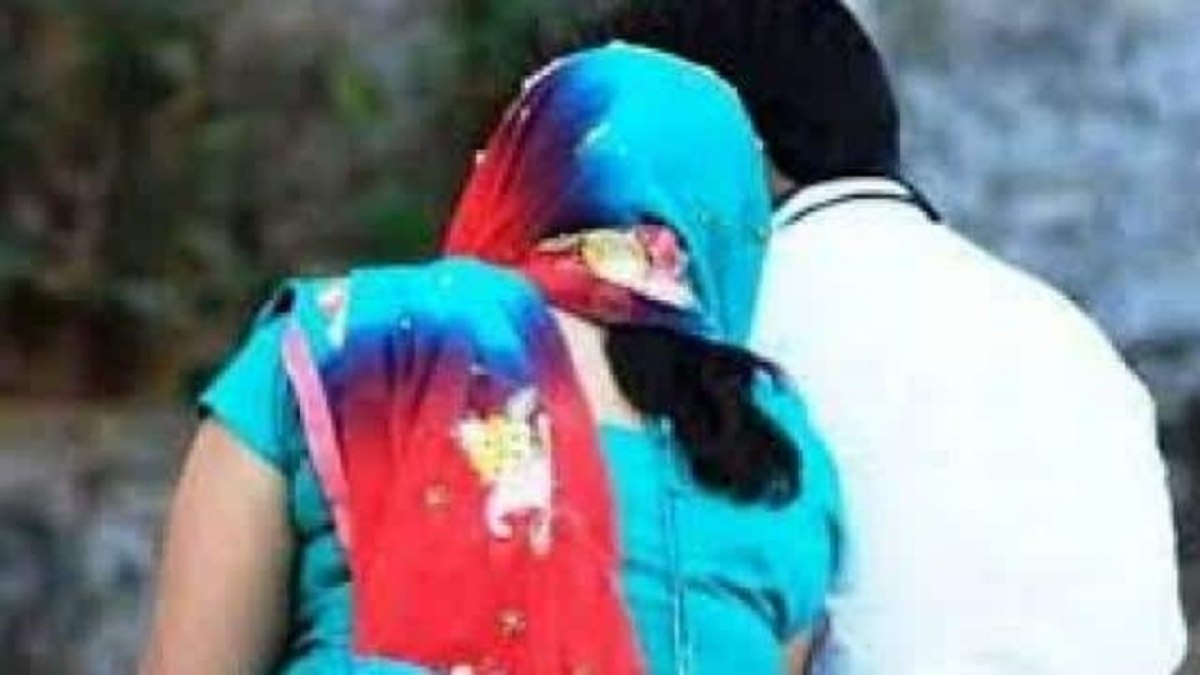 6 बच्चों की मां को भतीजे से हुआ प्यार; इलाज के बहाने हुई फरार, पकड़ाई तो थाने में काटा हंगामा