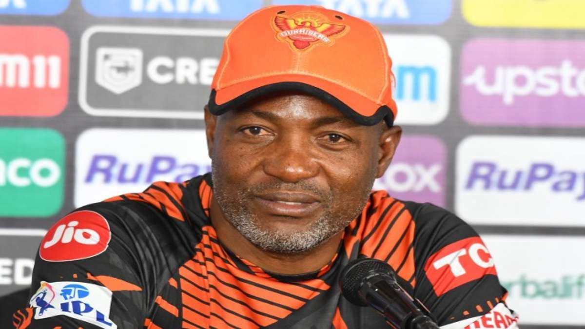 IPL 2024 : Sunrisers Hyderabad ने Brian Lara को कोच के पद से हटाया, अगले सीजन ये पूर्व खिलाड़ी संभालेगा जिम्मेदारी…