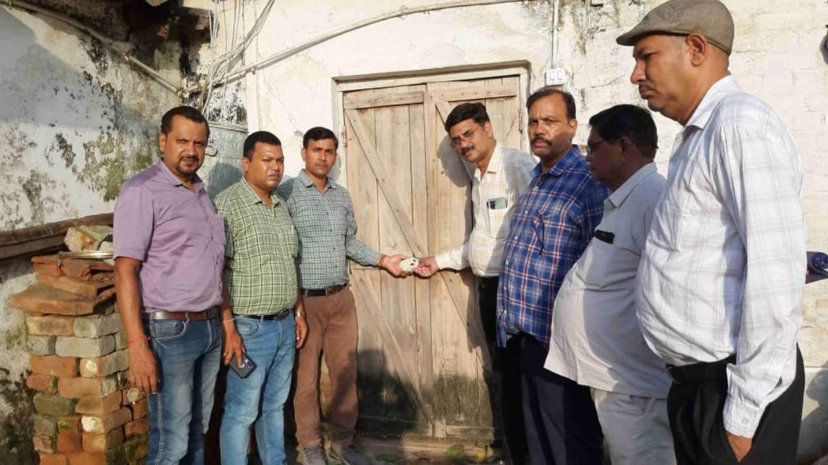 CG NEWS : ज्यादा दाम पर उर्वरक बेचना दुकानदारों को पड़ा भारी, कृषि विभाग की टीम ने दी दबिश, दुकानें सील