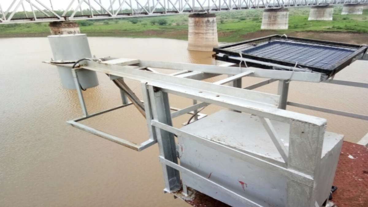 CG के रेलवे ब्रिज पर लगा वॉटर लेवल मॉनीटरिंग सिस्टम बाढ़ से करेगा आगाह, जानिए इस तकनीक से कितने पुलों की होगी निगरानी…