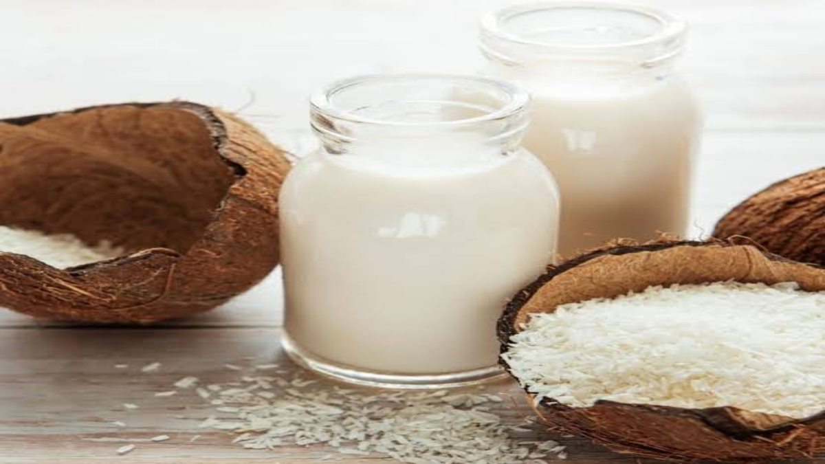 Coconut Milk होता है बहुत स्वादिष्ट, इस तरह से Use करके तैयार करें ये 4 टेस्टी डिश …