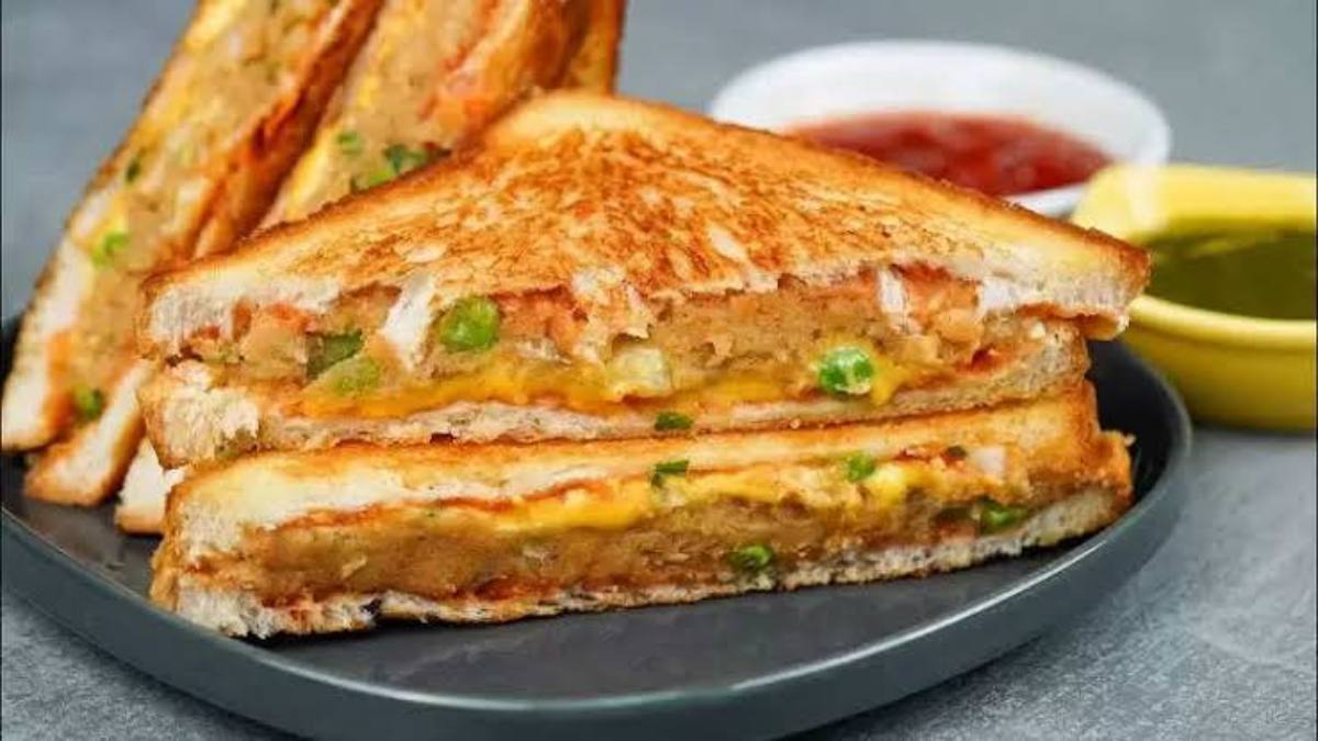 Kitchen Tips : घर पर बना सैंडविच जल्दी हो जाता है गीला, तो इन Tips को Follow करके बनाएं …