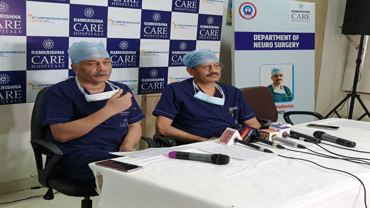 रामकृष्ण अस्पताल में डॉक्टरों का सम्मेलन, मरीजों को बिना बेहोश किए आधुनिक पद्धति से करेंगे ऑपरेशन