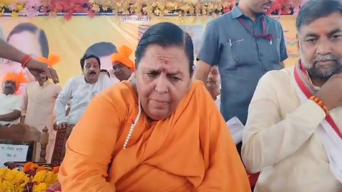 पूर्व CM उमा भारती बोलीं- मैं मुख्यमंत्री पद की रेस में नहीं, क्योंकि अब मैं दौड़ नहीं सकती