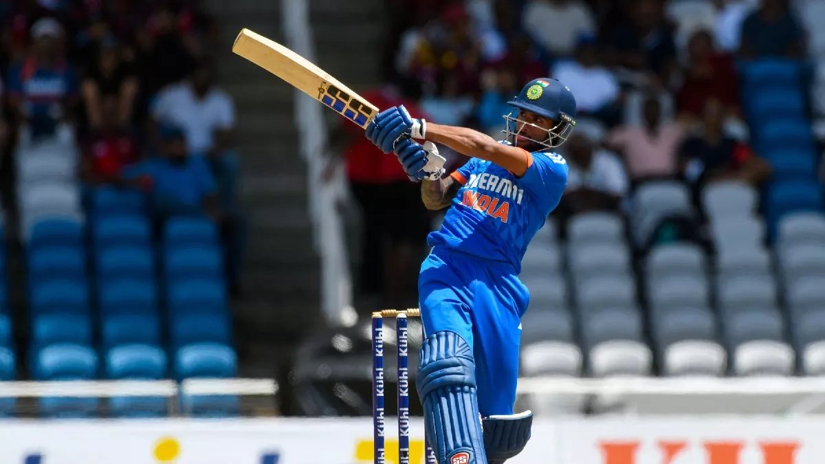IND vs WI T20I : युवा तिलक वर्मा ने बनाया अनोखा रिकॉर्ड, दुनिया के नंबर-1 बल्लेबाज की बराबरी की