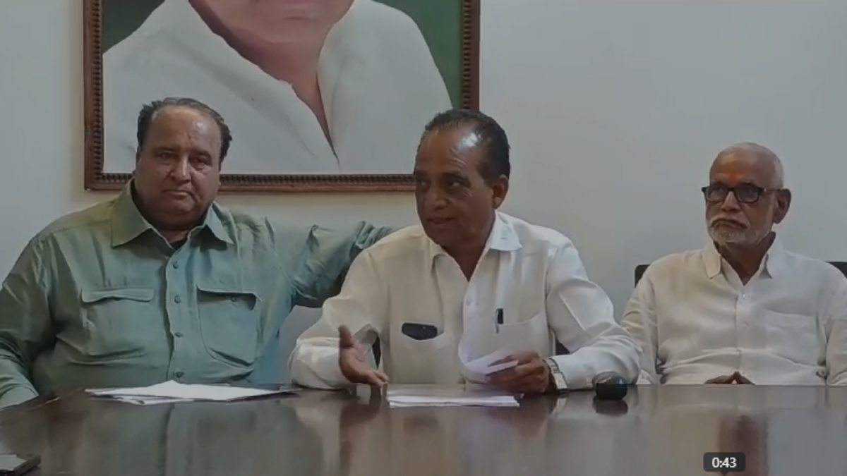 अधिकारियों के ट्रांसफर को लेकर BJP नेताओं ने CM को लिखा पत्र! कांग्रेस ने चुनाव में धांधली करने के लगाए आरोप, भाजपा ने किया खंडन