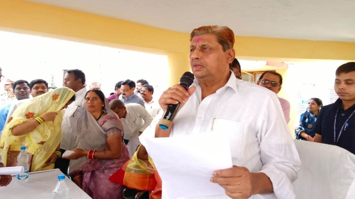 CG BREAKING: अभी नहीं होगा कांग्रेस के प्रत्याशियों का ऐलान, जानिए टिकट वितरण और घोषणा पत्र पर क्या बोले मंत्री मोहम्मद ?