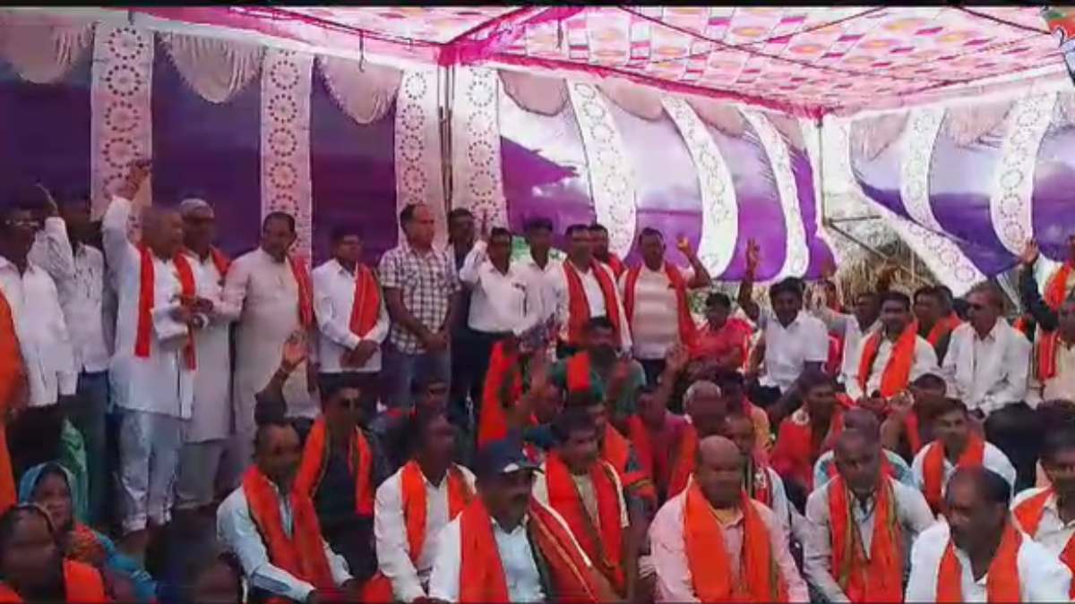 CG NEWS : कांग्रेस के 125 कार्यकर्ताओं ने थामा बीजेपी का दामन