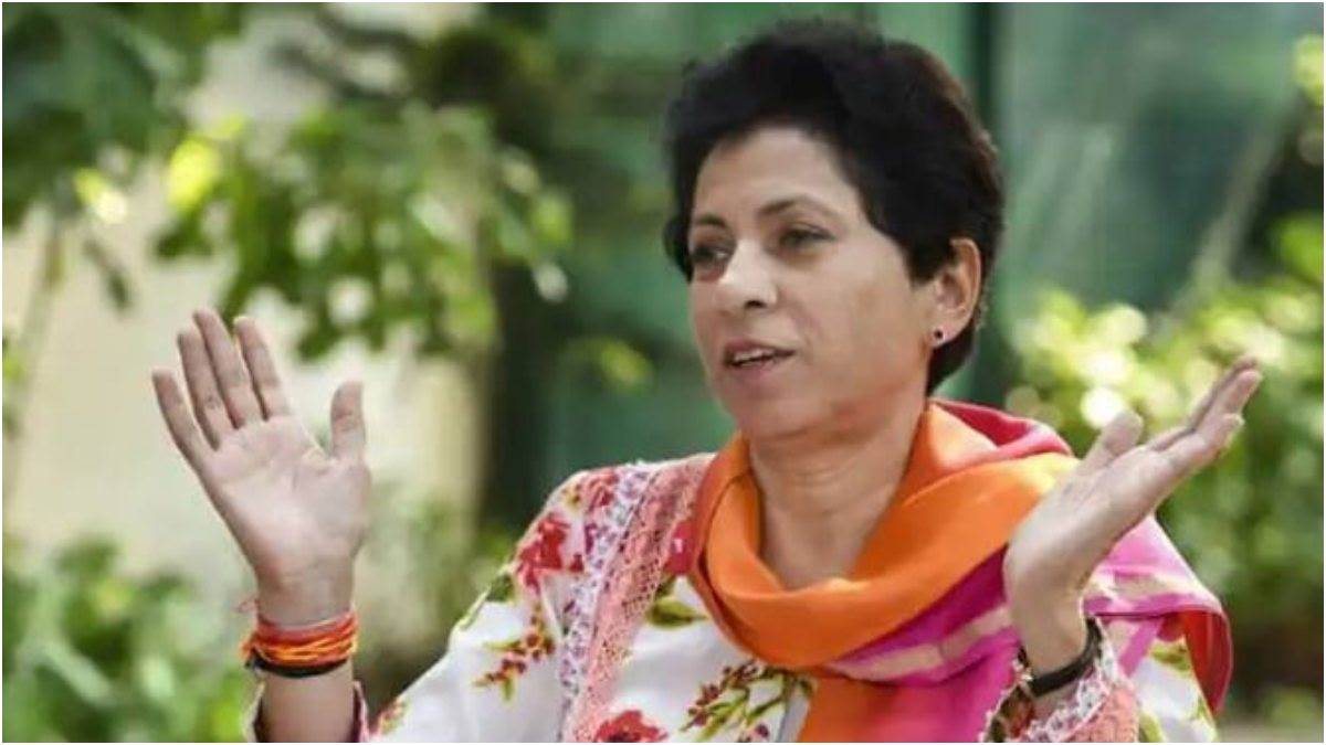 BJP की घोषणा पत्र समिति पर तंज: कुमारी सैलजा बोलीं- वे चाहे कितने भी घोषणा पत्र लाएं, कोई फर्क नहीं पड़ेगा, ना उनके पास नेता है और ना नीति, जानिए ओम माथुर पर क्या कहा ?