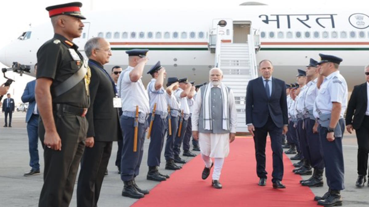 पीएम मोदी पहुंचे ग्रीस, 40 सालों में भारतीय प्रधानमंत्री की पहली यात्रा में जानिए क्या रहेगा खास…