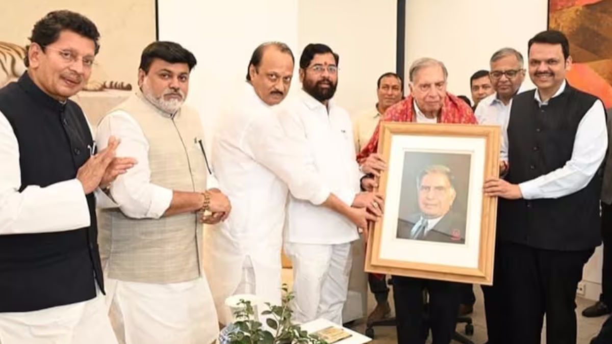 रतन टाटा को मिला महाराष्ट्र का पहला ‘उद्योग रत्न’ पुरस्कार, सीएम शिंदे के साथ दोनों उप मुख्यमंत्री पहुंचे सम्मान देने…