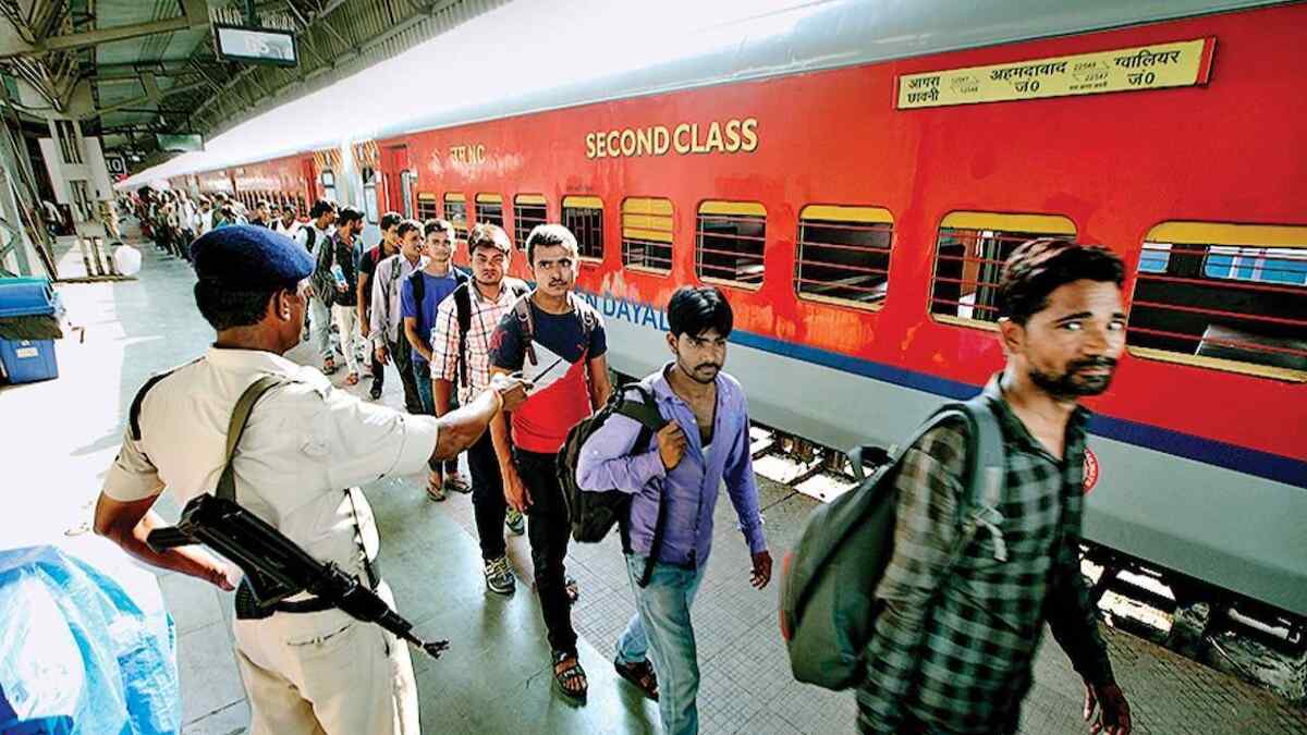 312 Ganpati Special Train: रेलवे का त्योहारी सीजन में बड़ा तोहफा, चलेंगे 312 गणपति स्पेशल ट्रेन, जानिए किसे मिलेगा फायदा