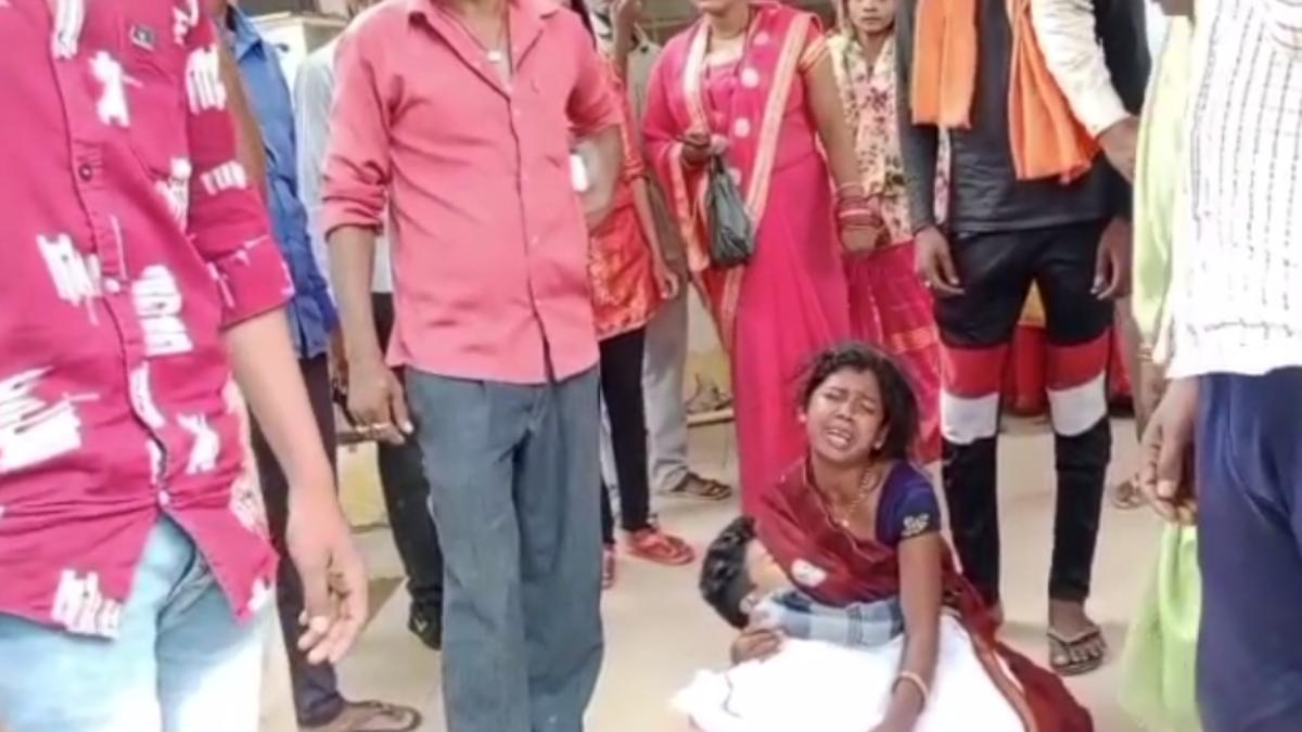 Shahdol News: परिवार के मुखिया ने फांसी लगाकर की खुदकुशी, इस वजह से उठाया खौफनाक कदम