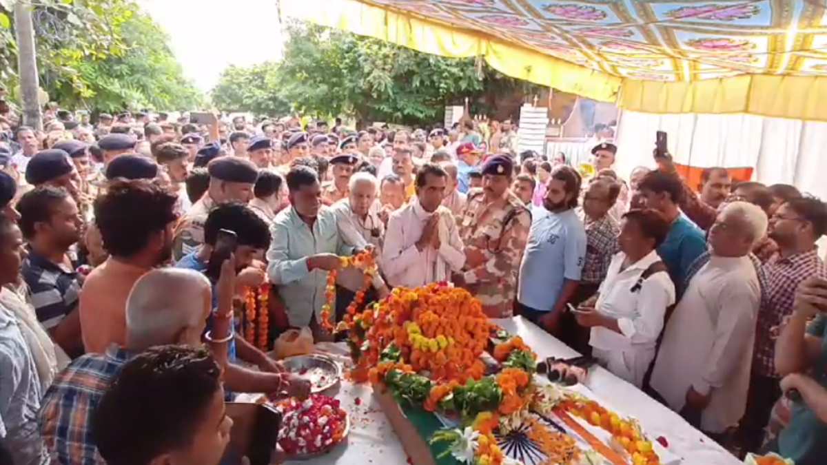शिवपुरी पहुंचा ITBP जवान का पार्थिव शरीर: राजकीय सम्मान के साथ होगा अंतिम संस्कार, बिहार में हुआ था निधन