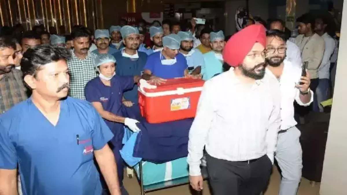 एमपी के इतिहास में बना सबसे लंबा ग्रीन कॉरिडोर: जबलपुर में जिंदगी बचाने के लिए 350 KM का सफर, चार जिलों की पुलिस का मिला सहयोग