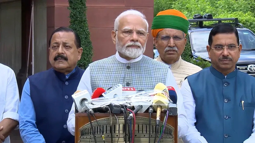 संसद के विशेष सत्र से पहले बोले पीएम मोदी ‘ये ऐतिहासिक फैसलों वाला सत्र होगा’
