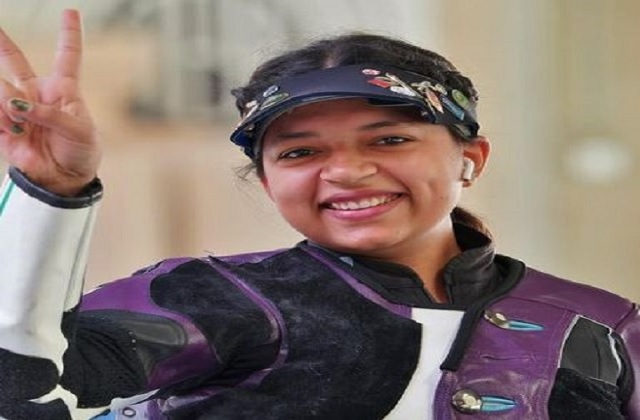 निशानेबाज सिफत कौर समरा ने एशियाई खेलों में स्वर्ण पदक जीत कर बनाया रिकॉर्ड