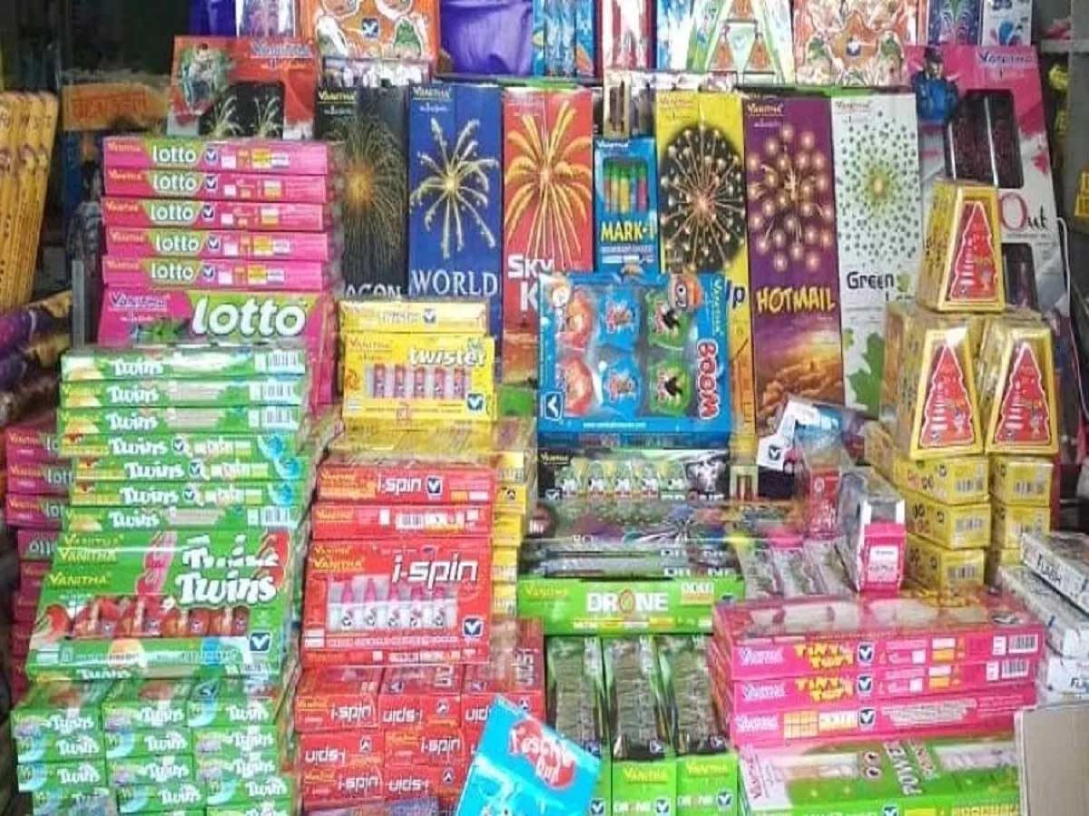 पटाखों की बिक्री पर आज निर्देश संभव