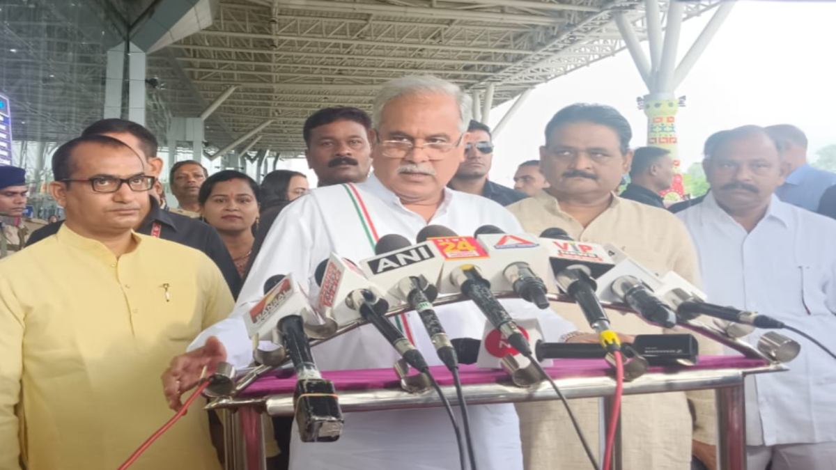 धान खरीदी को लेकर सीएम भूपेश का पलटवार : केंद्र सरकार से पूछा- कितनी बार बटन दबाया ? धान खरीदते हैं तो पैसा किसके खाते में जाता है… ?