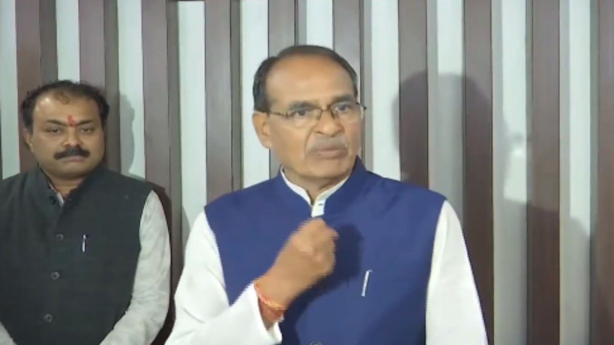 सनातन का अपमान सहन नहीं: मुख्यमंत्री बोले- एमपी की जनता में आक्रोश इसलिए I.N.D.I.A. ने भोपाल रैली कैंसिल की, कांग्रेस में लट्ठम लट्ठ मचा हुआ है