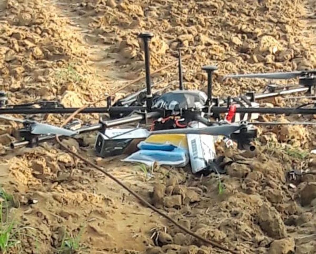सरहद नजदीक ड्रोन द्वारा पहुंची हैरोइन, BSF ने की बोतल में 1 किलो 330 ग्राम heroin बरामद