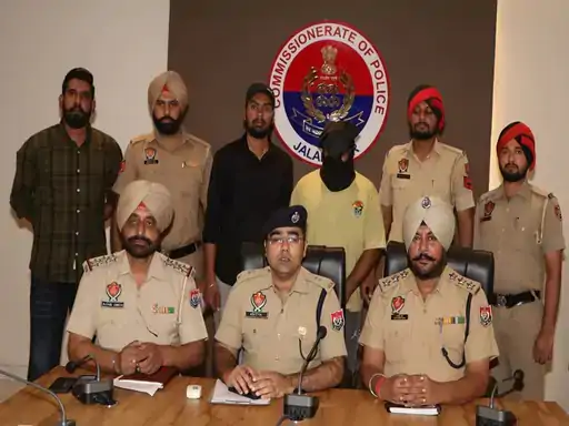 Jalandhar Police ने पकड़ा गाड़ियां चुराने वाले गिरोह का मुखिया, पंजाब, हरियाणा, दिल्ली, चंडीगढ़ से चुराते थे गाड़ियां
