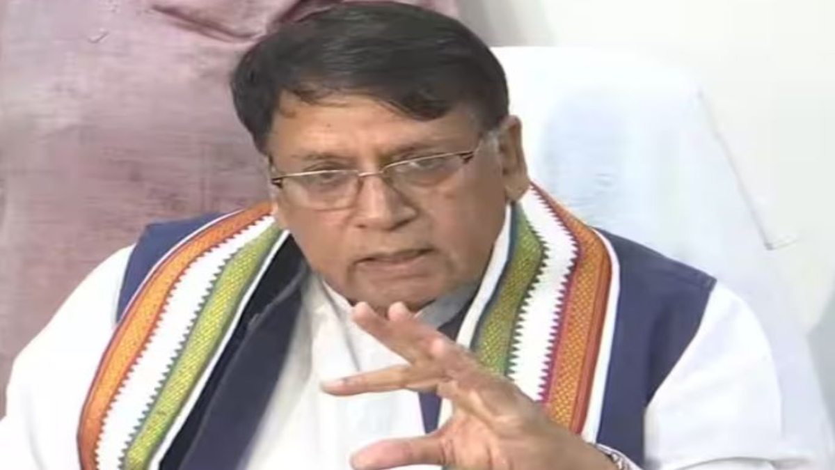 ‘दाल-रोटी खाओ, प्रभु के गुण गाओ…’ पीसी शर्मा ने प्याज के मुद्दे पर BJP को घेरा, कहा- अब तो महंगाई इतनी बढ़ गई कि प्रभु के गुण भी नहीं गा पा रहे