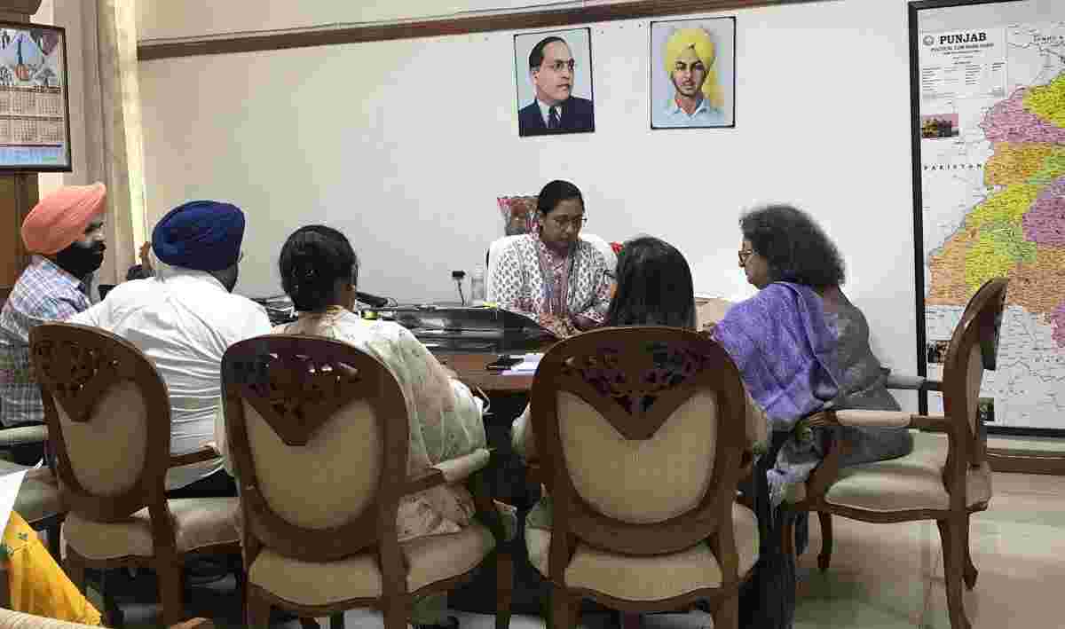 Punjab : शिक्षक दिवस की तैयारियों को लेकर आज-कल education department के ऑफिस आम दिनों की तरह खुले