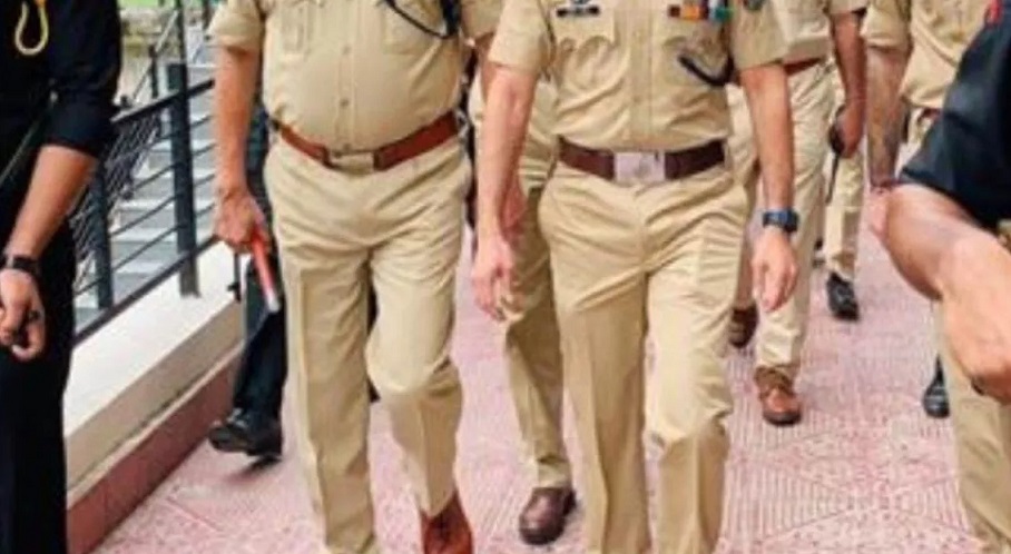 Rajasthan Crime News: पुलिसकर्मियों से मारपीट कर न्यायालय का समन वारंट फाड़ा, सात गिरफ्तार