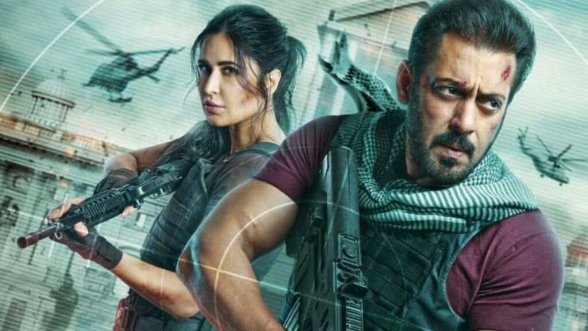 Tiger 3 Poster : टाइगर 3′ का पहला पोस्टर लॉन्च, गन थामे नजर आए Salman Khan और कैटरीना