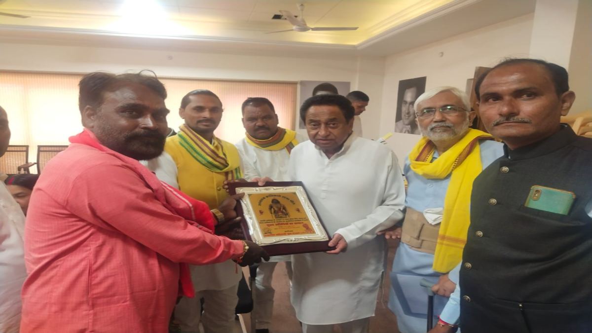 टंट्या भील के वंशज ने थामा कांग्रेस का हाथ: पार्टी ने आदिवासी कांग्रेस का बनाया प्रदेश सचिव, छठवी पीढ़ी हैं सुशील