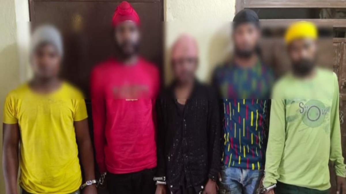अंधेकत्ल का खुलासाः प्रेम प्रसंग के चलते उतारा था मौत के घाट, शव को सीमेंट के पत्थर से बांध कर फेंका तालाब में, 5 आरोपी गिरफ्तार