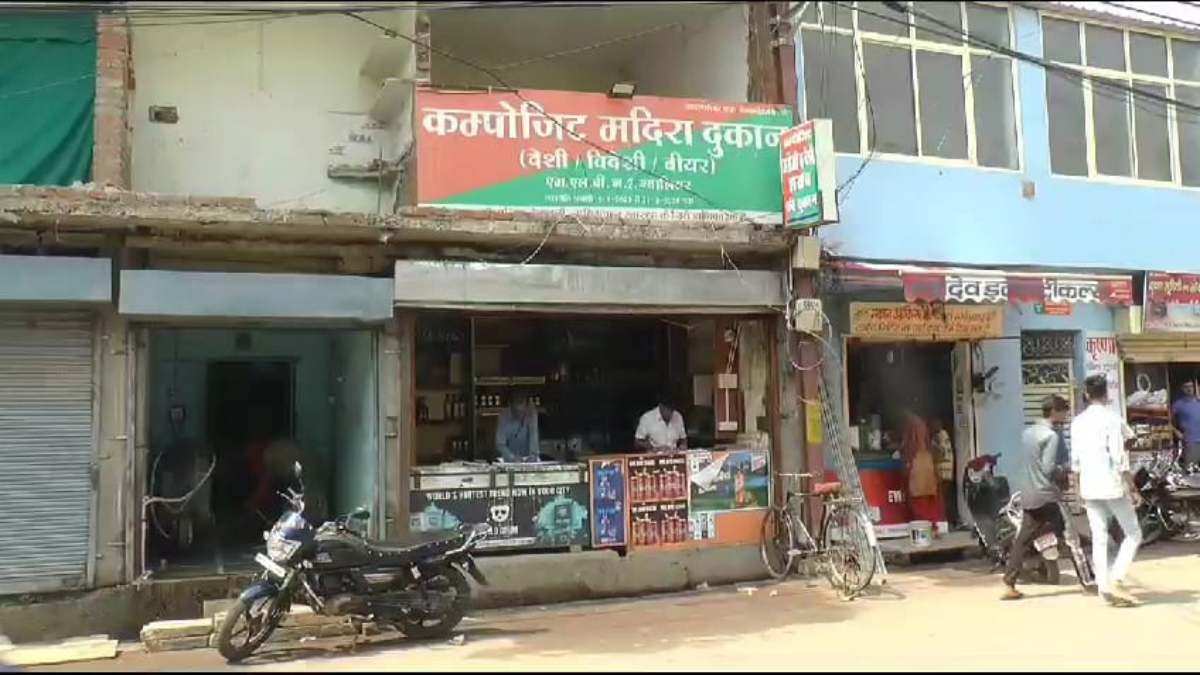 आंदोलनरत महिलाओं को बड़ी राहत: शराब दुकान को किया जाएगा शिफ्ट, कैबिनेट से प्रस्ताव को मिली मंजूरी