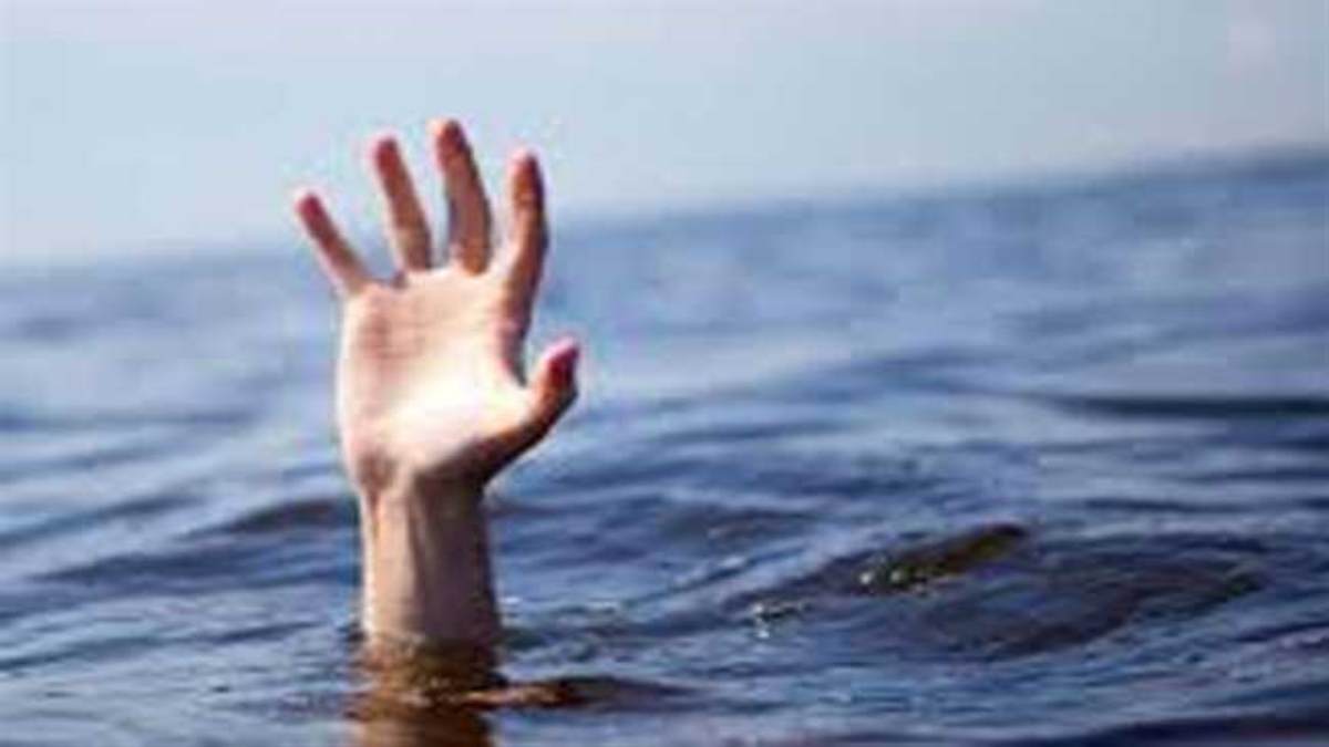 मौत की छलांगः ढाई साल की लड़की को लेकर नदी में कूदा पिता, मचा हड़कंप, खोजबीन में जुटी रेस्क्यू टीम