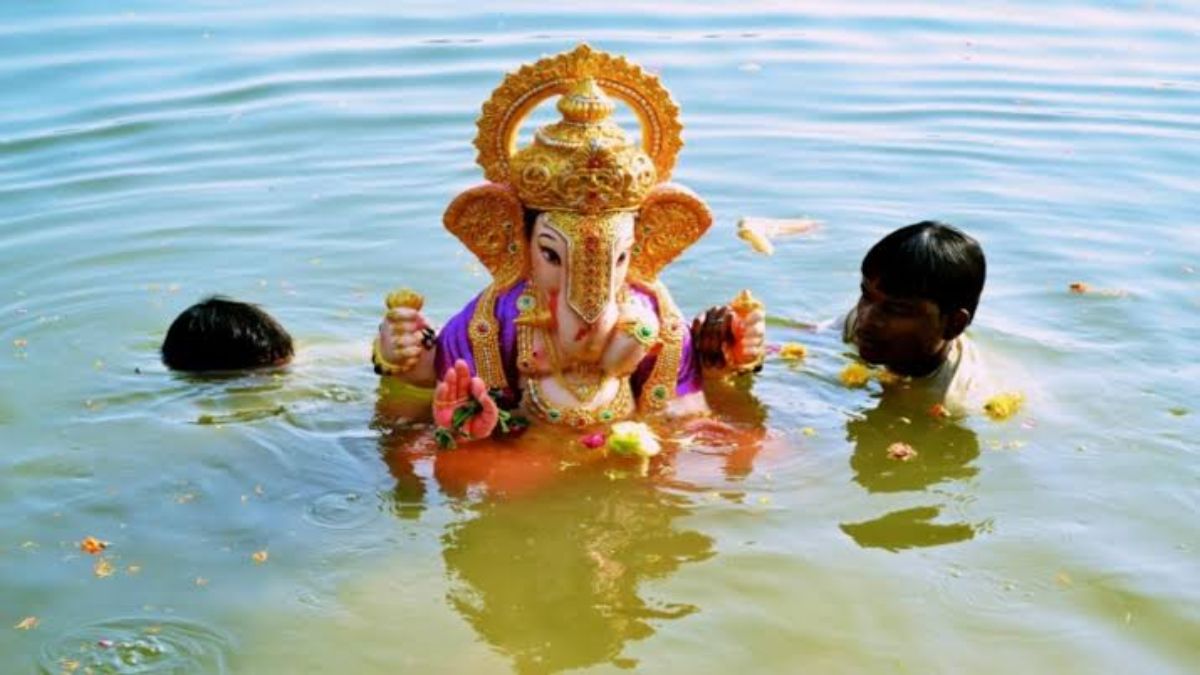 आज शाम 6:17 बजे से पहले करें गणेश जी का विसर्जन, इसके बाद लगेगा भद्रा काल …