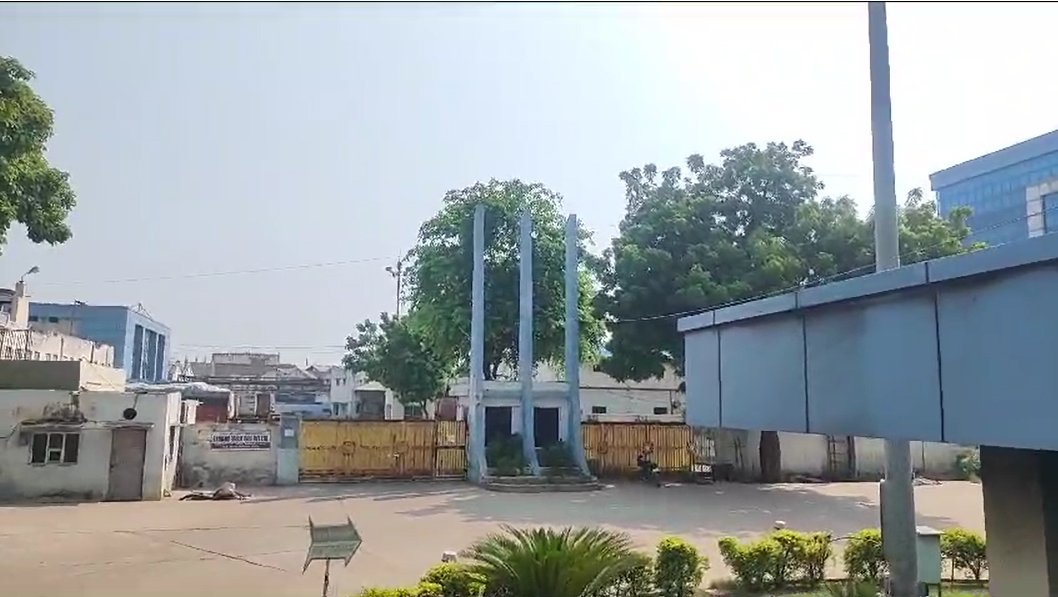 Big Breaking: MP में केएस ग्रुप के घर और फैक्ट्री समेत  विभिन्न ठिकानों पर सीबीआई की छापेमारी