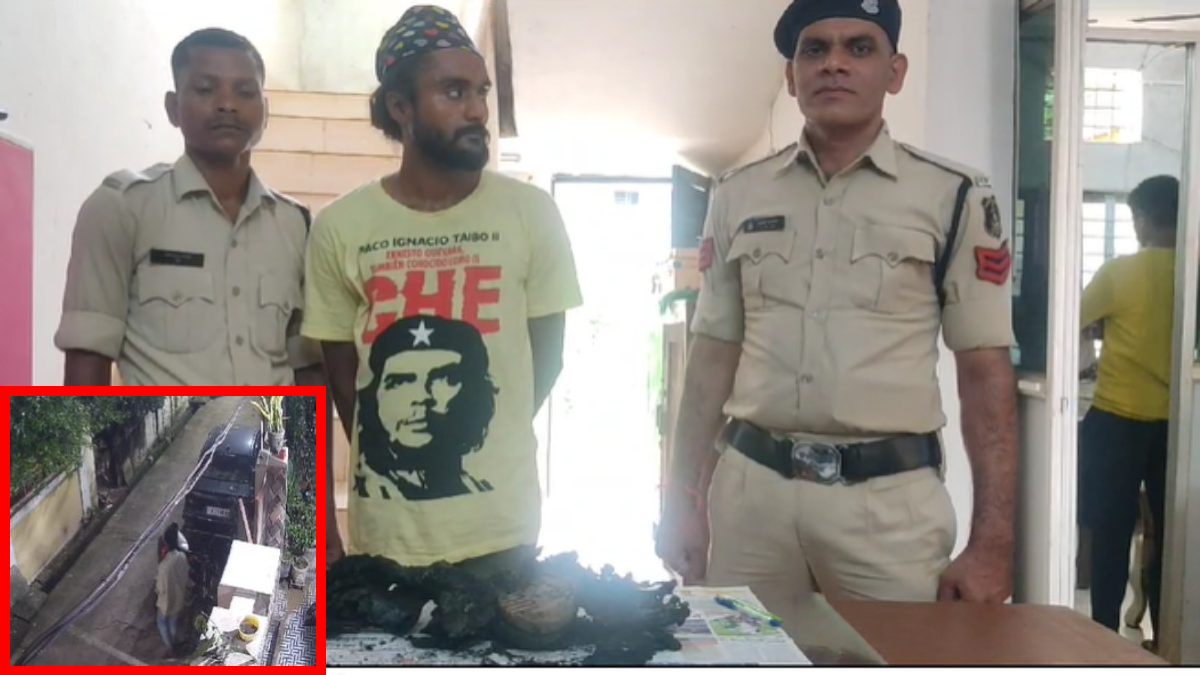 26 Hundred Shoes Stolen: वन विभाग के अधिकारी का जूता हुआ चोरी, थाने में दर्ज हुआ रिपोर्ट, पुलिस ने CCTV फुटेज के आधार ढूंढा चोर