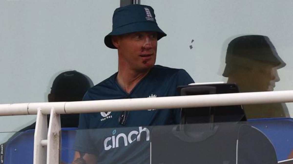 ENG vs NZ: पहले वनडे मैच के दौरान स्टैंड में दिखे पूर्व इंग्लिश कप्तान Andrew Flintoff, 9 महीने पहले हुआ था एक्सीडेंट…