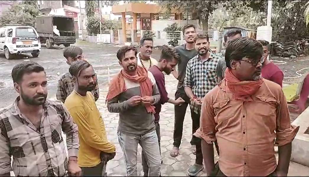 MP में धर्मांतरणः 20 हजार और आधा क्विंटल गेहूं-चावल का लालच देकर आदिवासियों का धर्म परिवर्तन, थाने में शिकायत