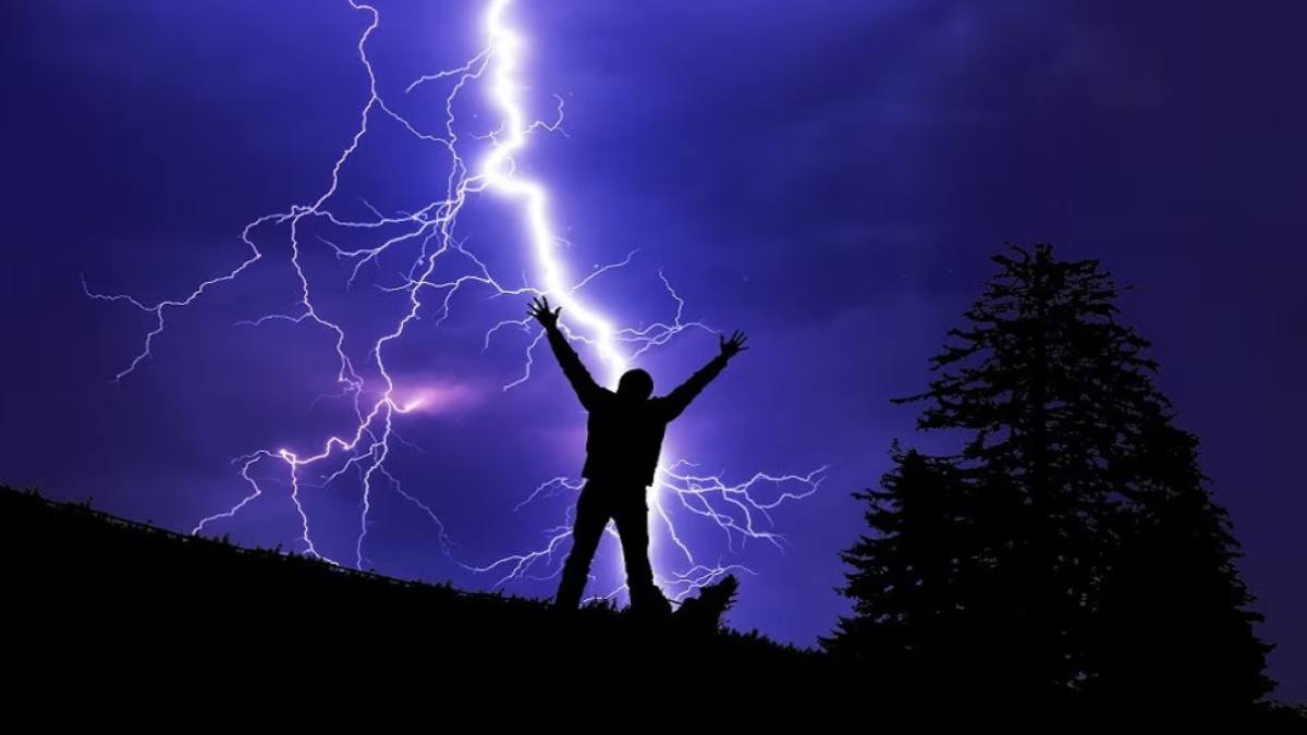 CG में बरपा आसमानी कहरः आकाशीय बिजली की चपेट में आने से 1 ग्रामीण की मौत, 5 घायल…