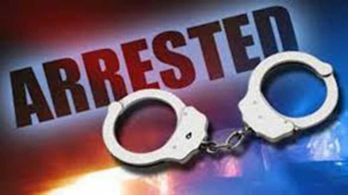 एकलव्य मॉडल स्कूल टेंडर मामला : ब्रिज एंड रूफ कंपनी पर 20 लाख रिश्वत लेने का आरोप, सात लोग गिरफ्तार