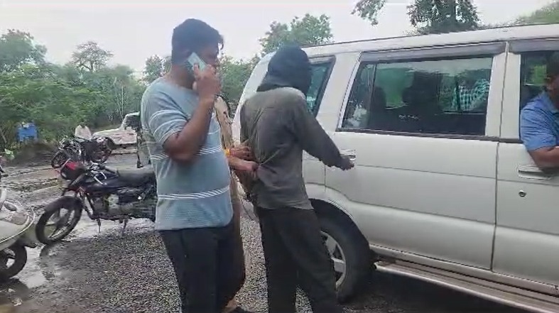 MP में NIA की दबिशः ISIS संगठन के युवक से जुड़े होने पर कार्रवाई, ट्रांजिट रिमांड पर रांची ले गई एनआईए