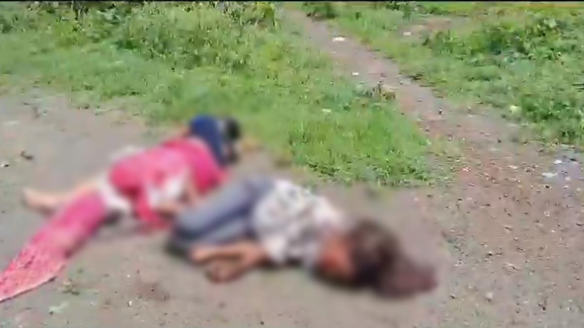 Breaking: तेज रफ्तार ट्रक ने बाइक सवार परिवार को रौंदा, पति की मौत, पत्नी और बेटी गंभीर घायल