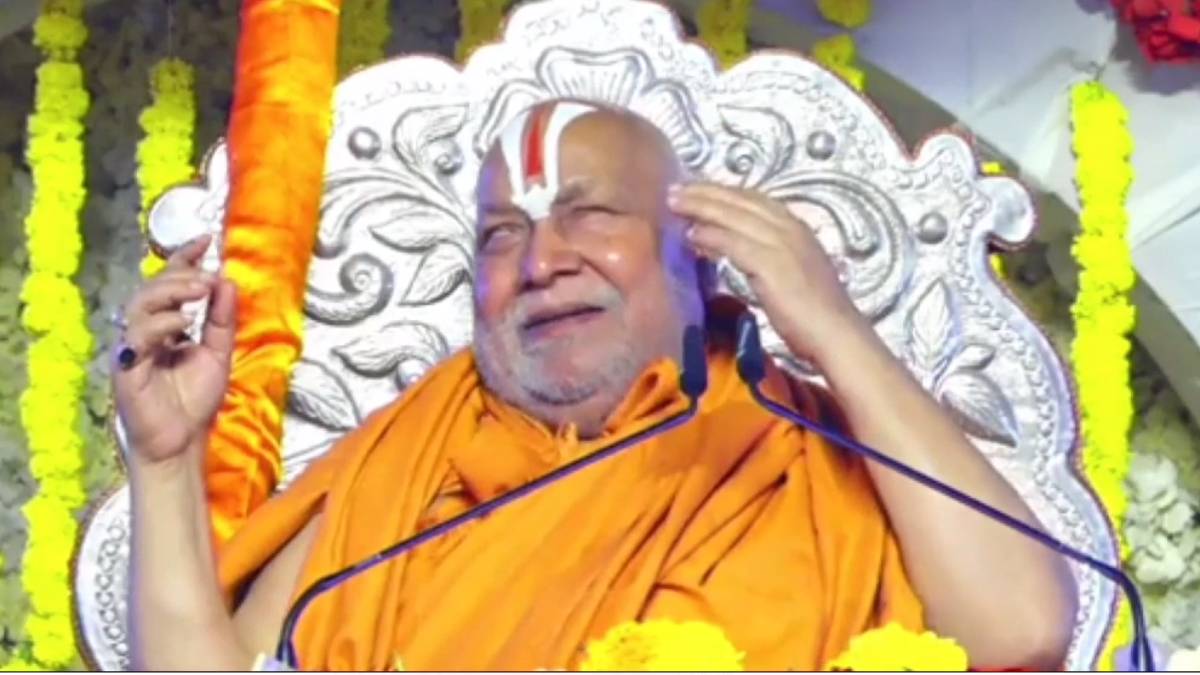 जगद्गुरु रामभद्राचार्य का बड़ा बयान: बोले- सनातन धर्म को नष्ट करने और देश को फिर गुलाम बनाने के लिए बना ‘इंडिया’ गठबंधन