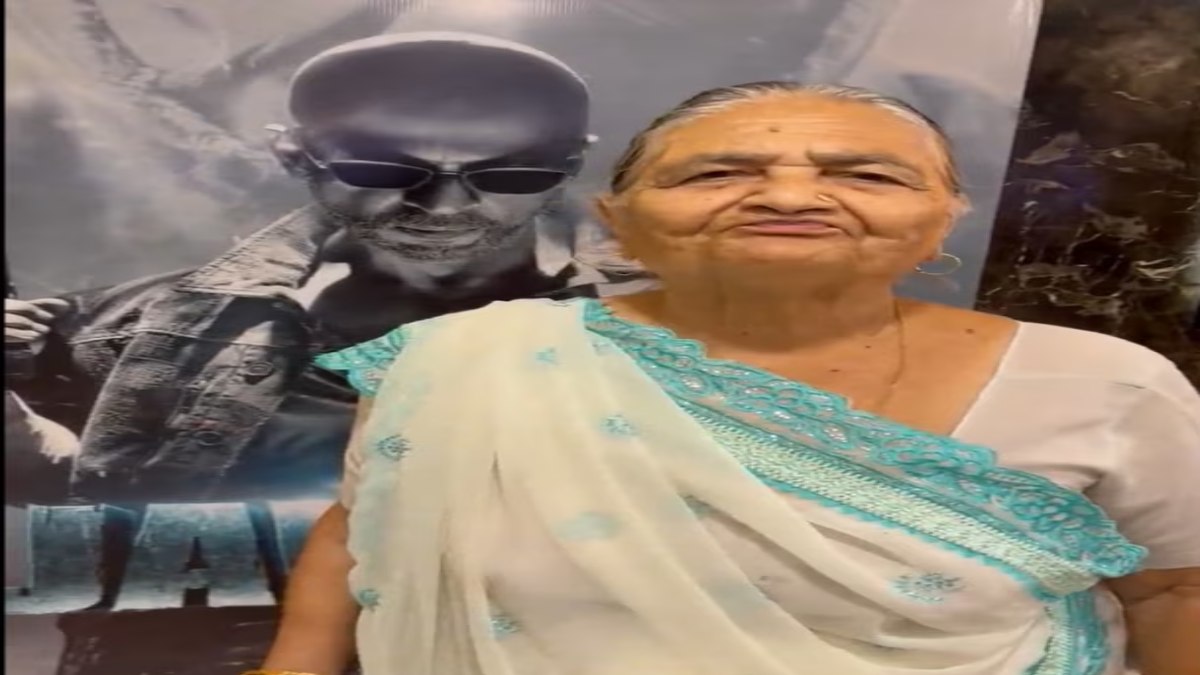 जवान की जिद ने शाहरुख से मिलवाया: दादी देखना चाहती थी जवान, पोते ने किया इंकार, वायरल हुआ वीडियो, तो शाहरुख खान ने ट्वीट कर कही यह बात …