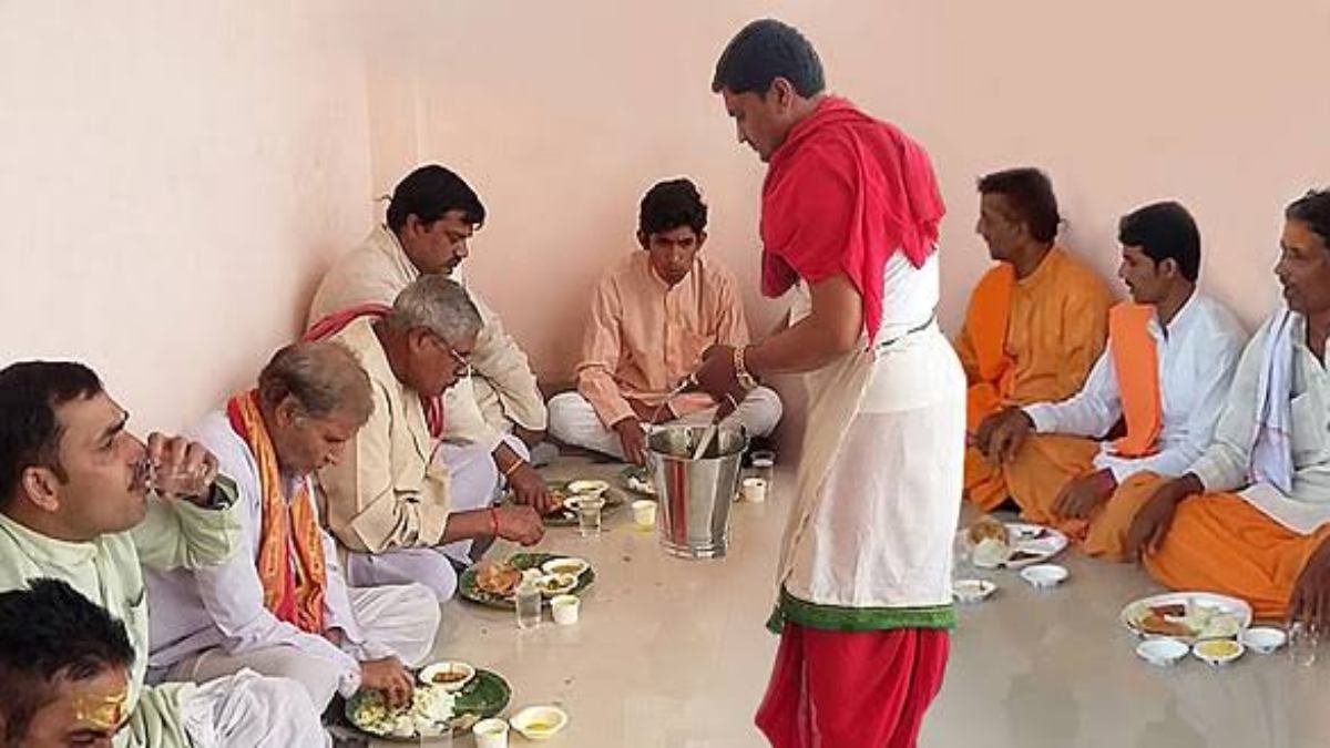 बिना लहसुन-प्याज के ऐसे कराएं ब्राह्मणों को टेस्टी भोजन, इन चीजों को करें खाने में शामिल …