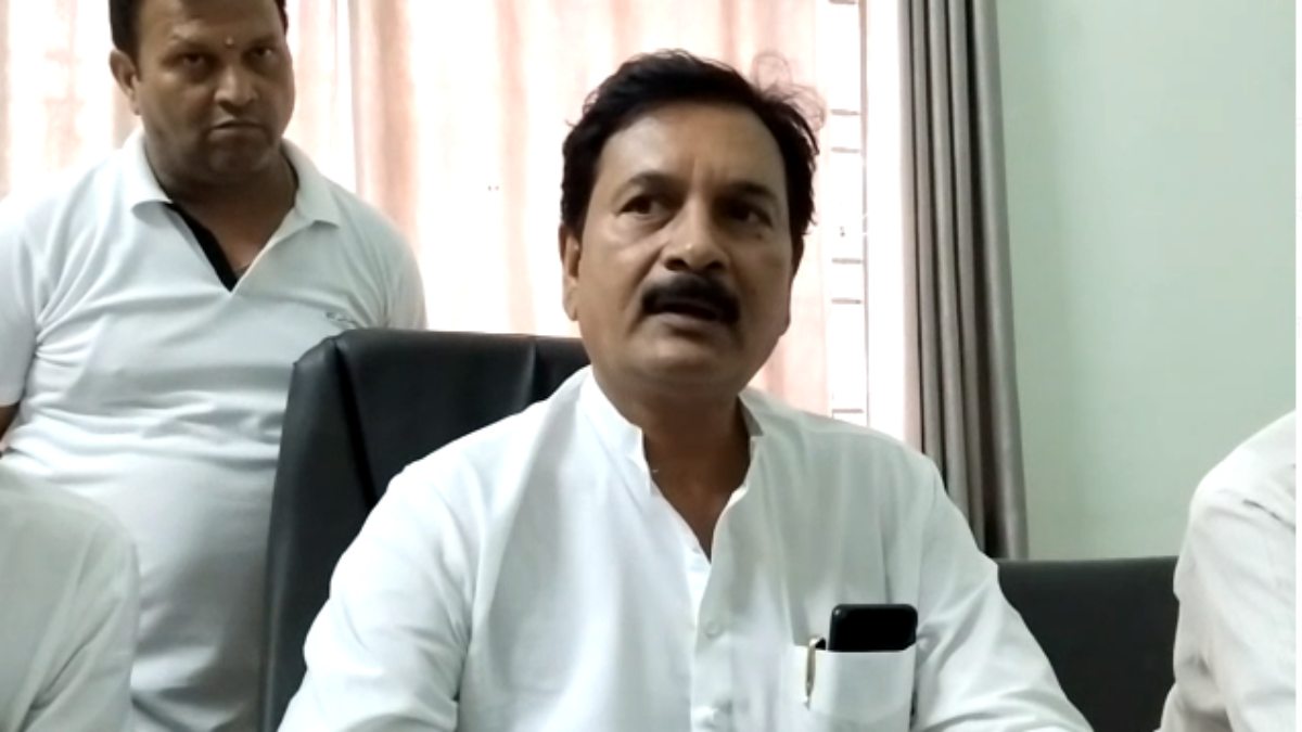 जल्द खत्म होगा Congress नेताओं का इंतजार: गुना पहुंचे कांग्रेस पर्यवेक्षक दिनेश ठाकुर, प्रत्याशियों के ऐलान को लेकर दिए ये संकेत