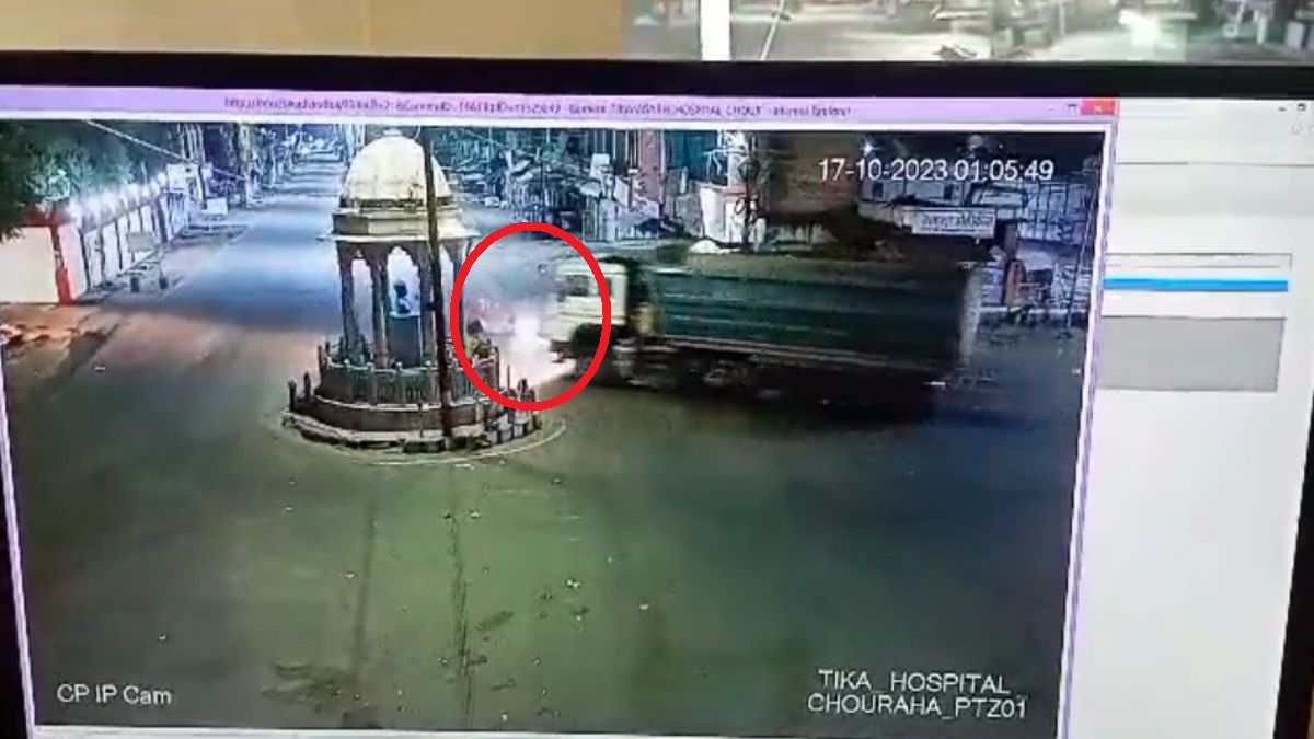 MP में आरक्षक की दर्दनाक मौत: ट्रक ने बाइक सवार कांस्टेबल को कुचला, मौके पर तोड़ा दम, घटना CCTV में कैद
