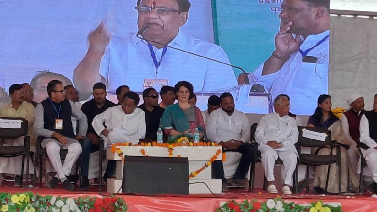 दमोह में BJP को बड़ा झटका: प्रियंका गांधी के सामने भाजपा उपाध्यक्ष कांग्रेस में हुए शामिल, GGP के पूर्व राष्ट्रीय अध्यक्ष ने भी ली सदस्यता